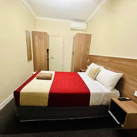 Wattle Tree Motel Кутамундра Екстериор снимка