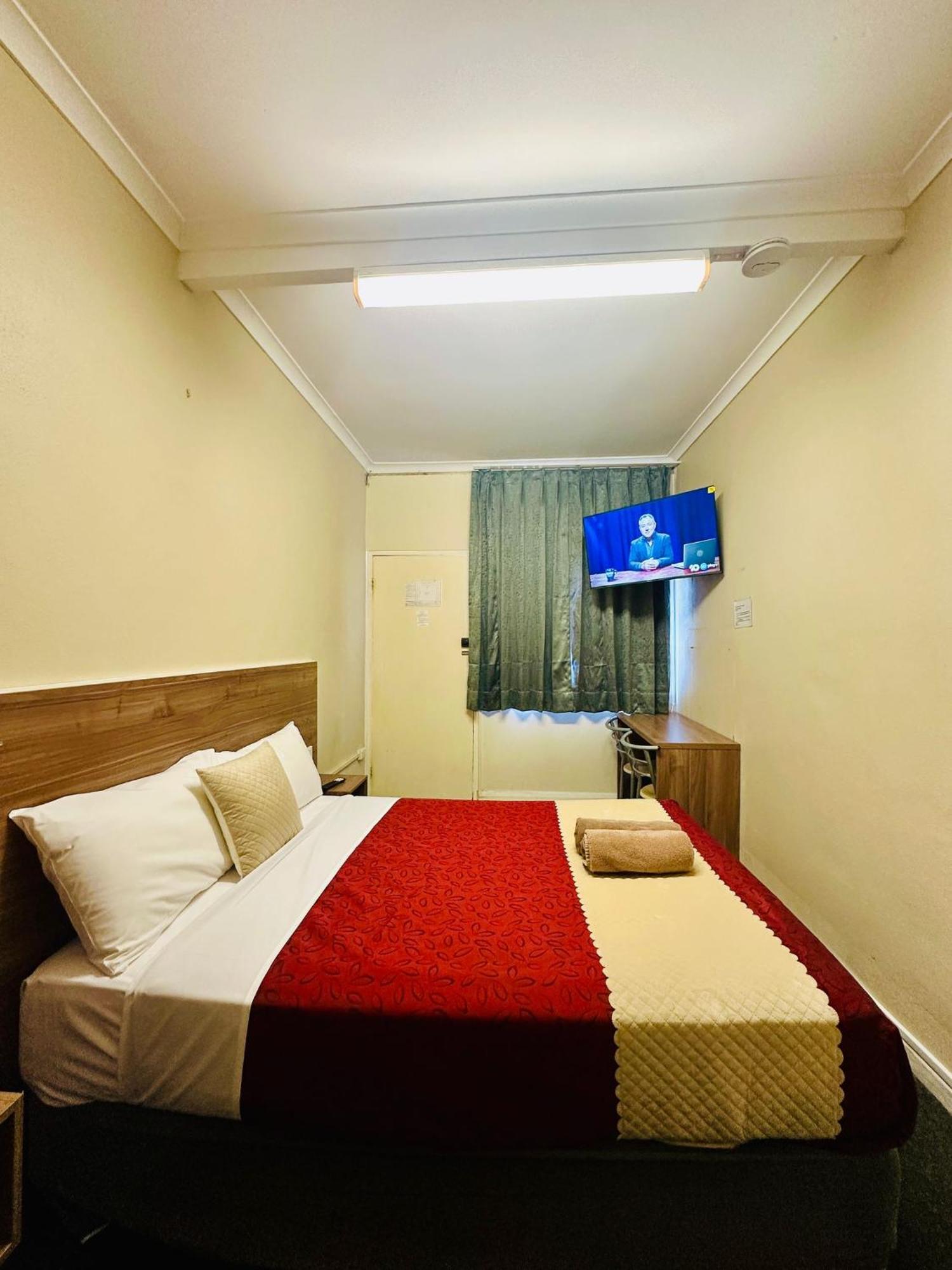 Wattle Tree Motel Кутамундра Екстериор снимка